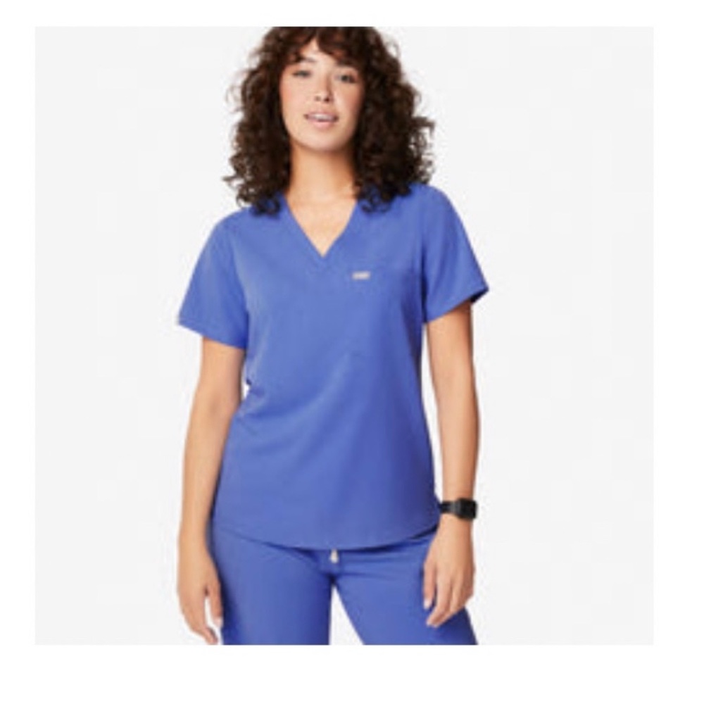 Women’s figs scrub set